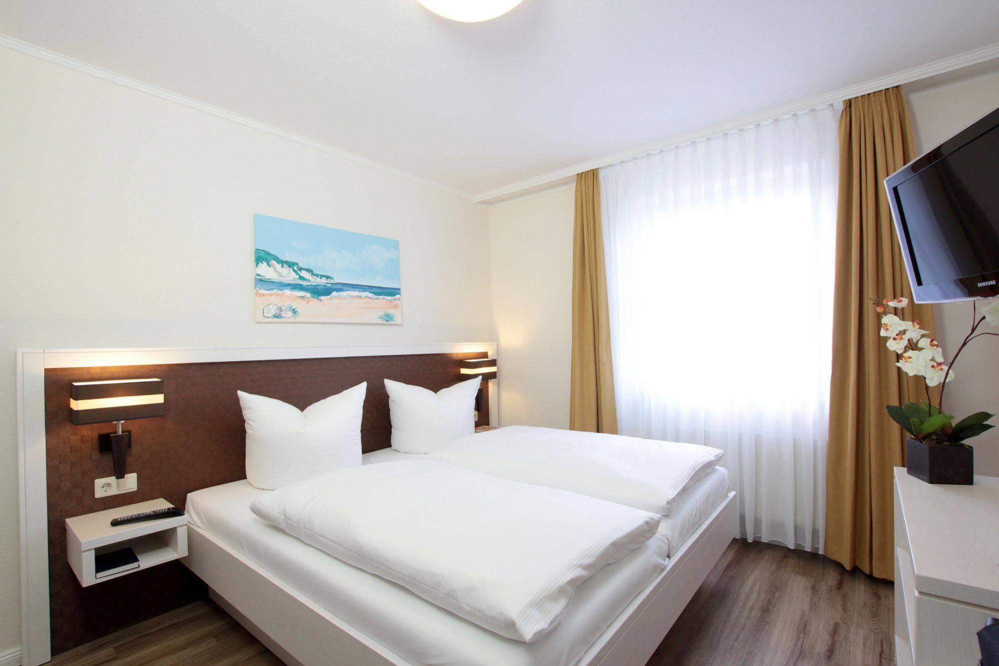 Park Hotel Sellin מראה חיצוני תמונה