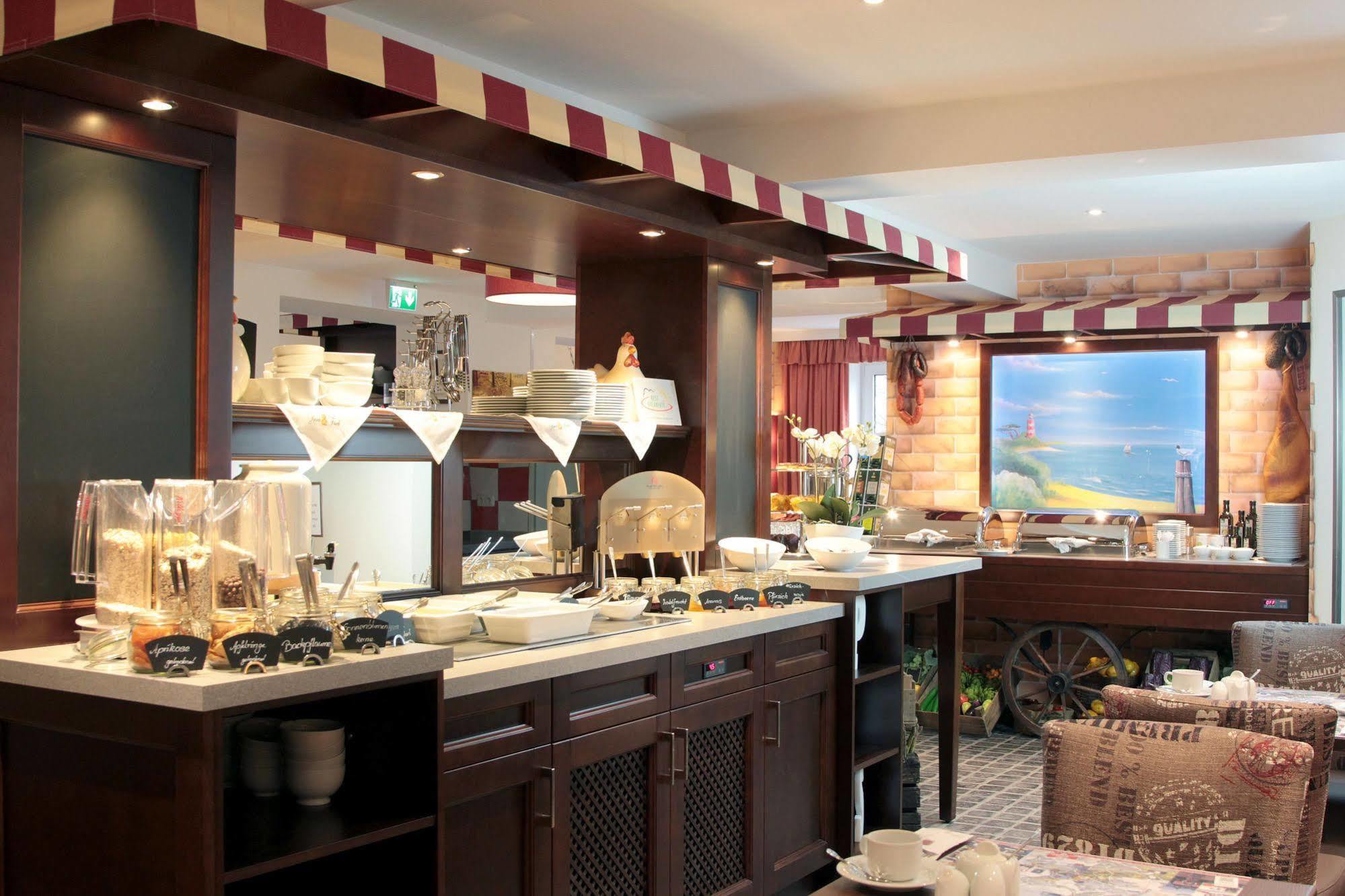 Park Hotel Sellin מראה חיצוני תמונה