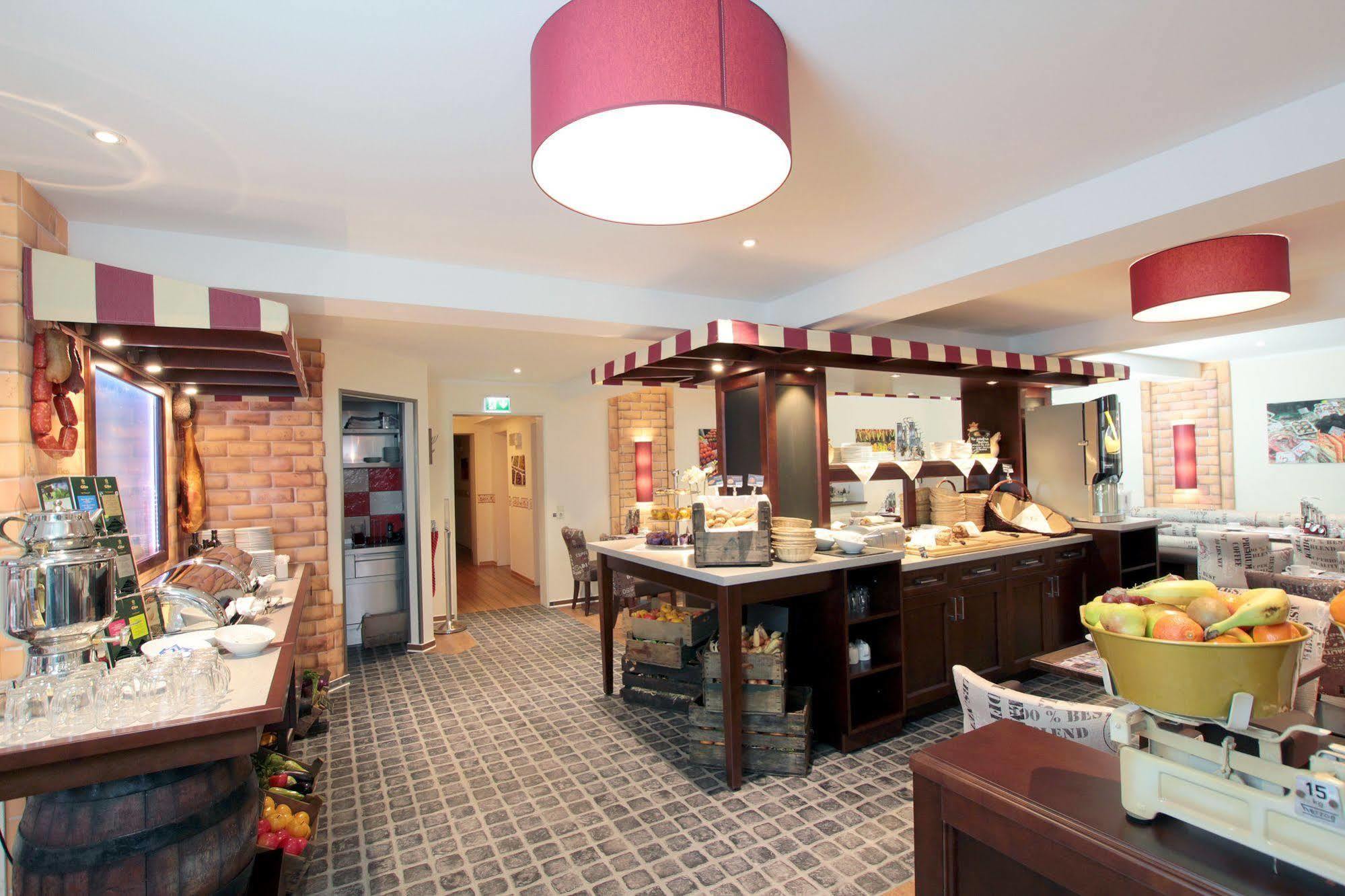 Park Hotel Sellin מראה חיצוני תמונה