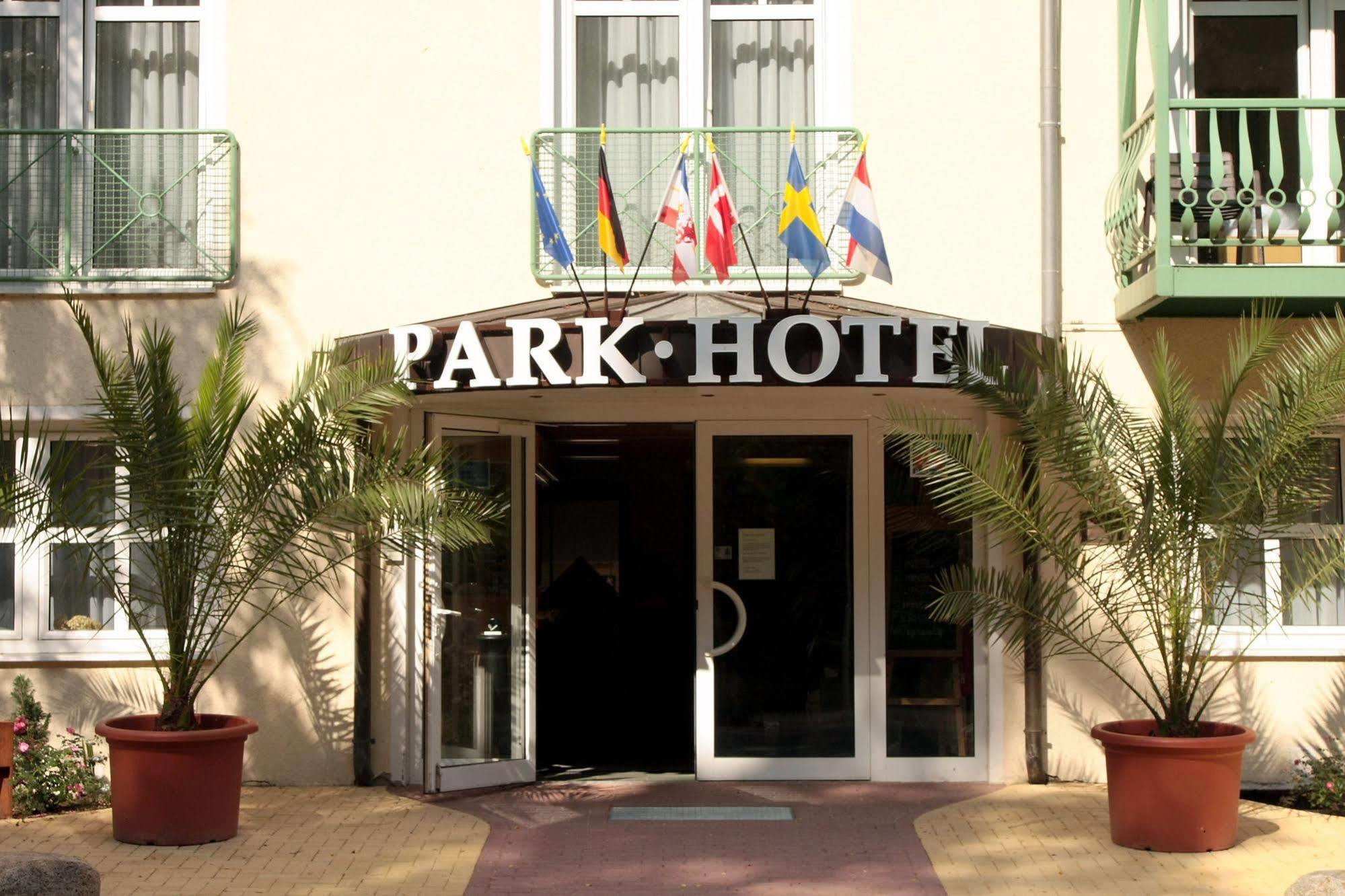 Park Hotel Sellin מראה חיצוני תמונה